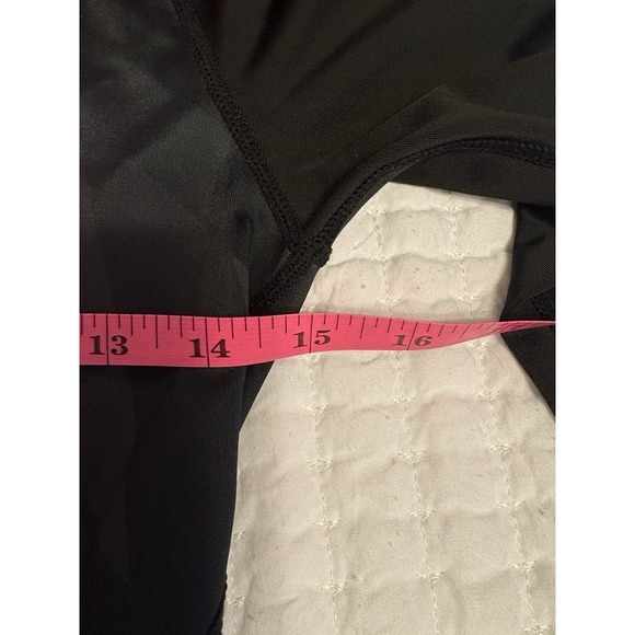 Venum Women's Razor Long Sleeve Rash Guard Shirt, Large - Picture 5 of 8